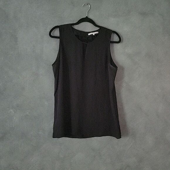 Dressy shell with v cut out - Picture 1 of 3